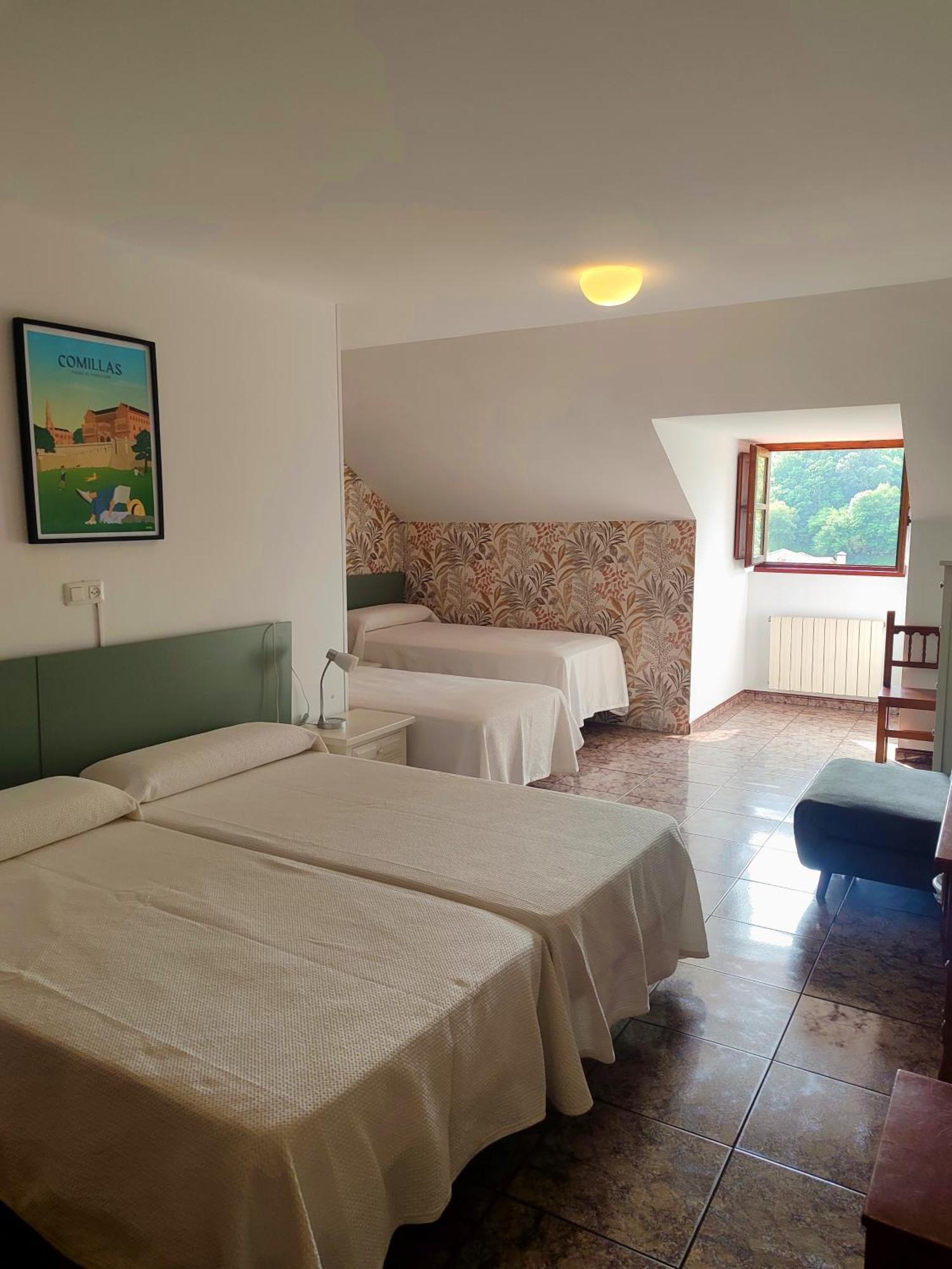 Hotel Solatorre Comillas Phòng bức ảnh