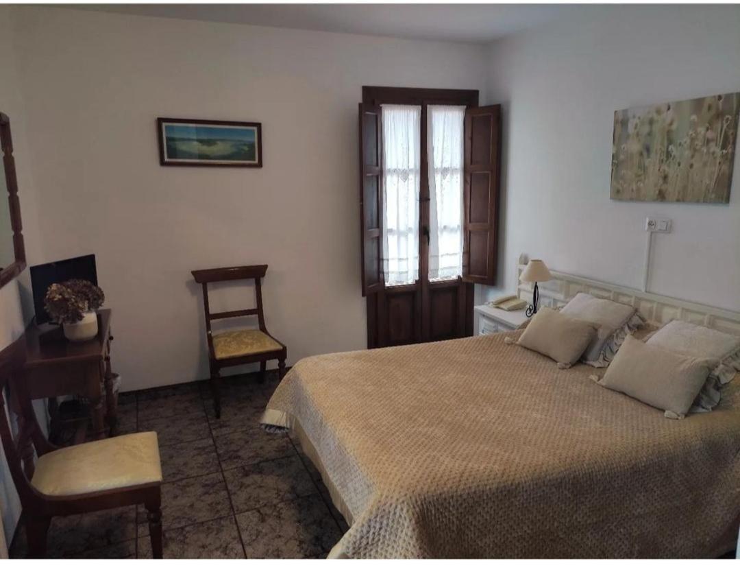 Hotel Solatorre Comillas Phòng bức ảnh