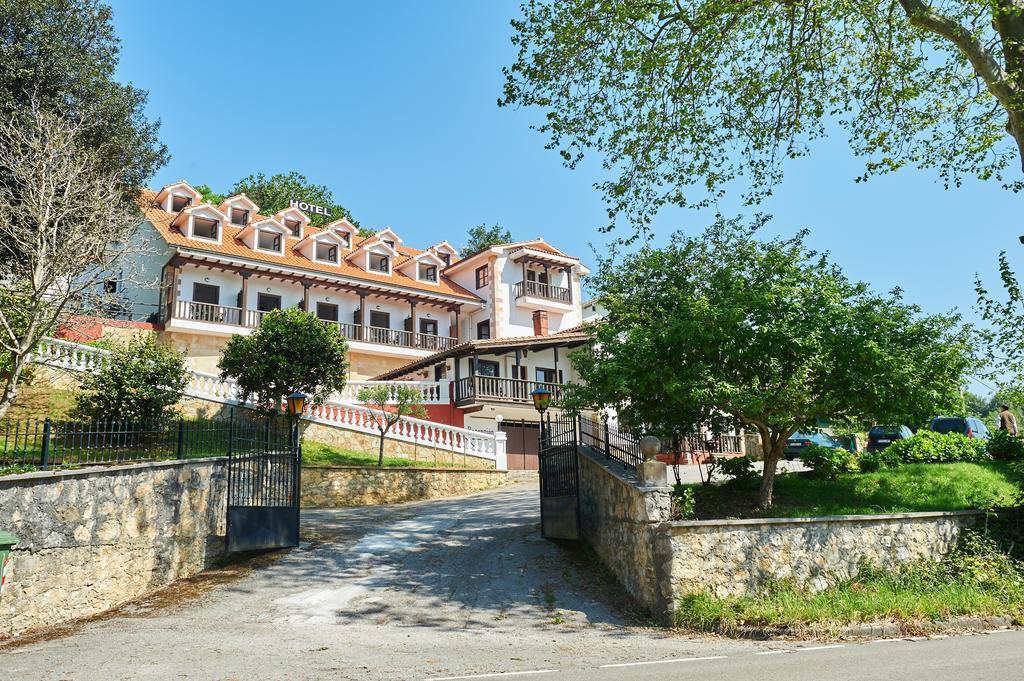 Hotel Solatorre Comillas Ngoại thất bức ảnh